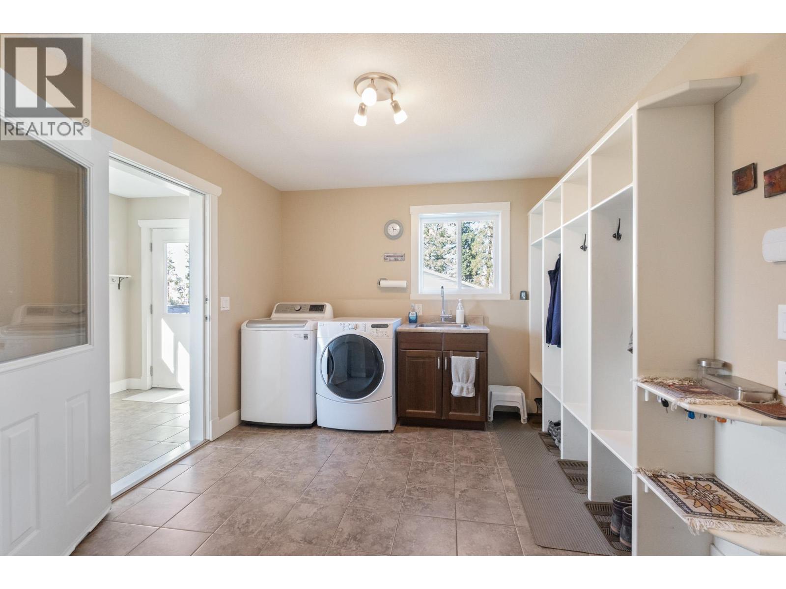 3769 Spiers Road, Kelowna