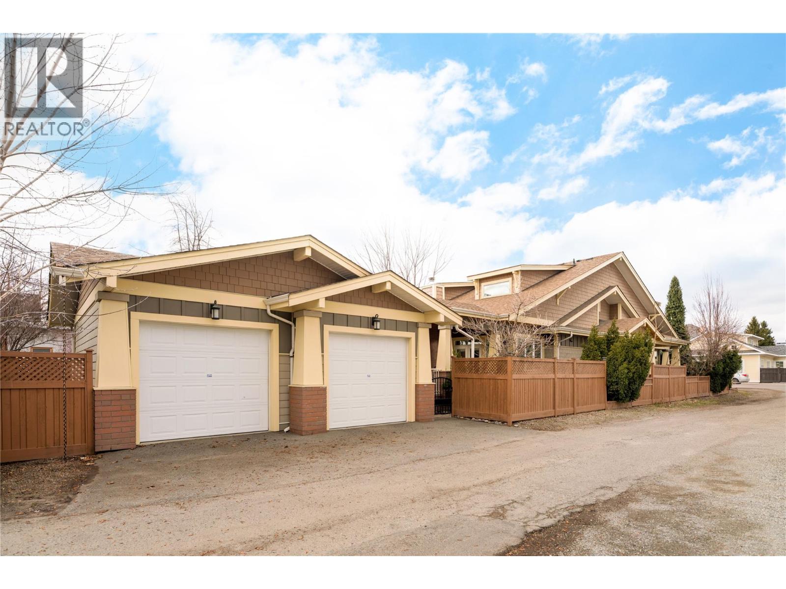 451 Cadder Avenue, Kelowna