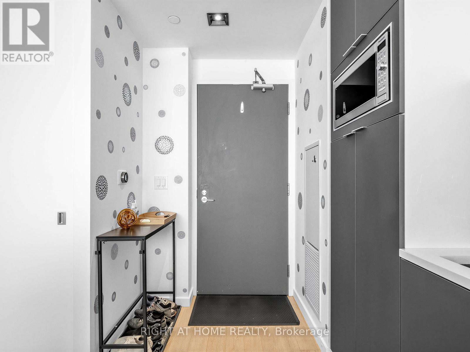 #1210 170 BAYVIEW AVENUE - 4