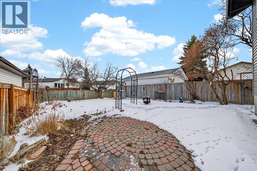 Single Family House 4 Level for Sale in  Tararidge Drive NE Taradale Calgary 