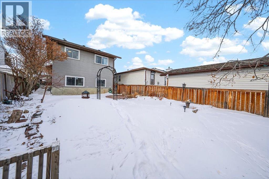 Single Family House 4 Level for Sale in  Tararidge Drive NE Taradale Calgary 