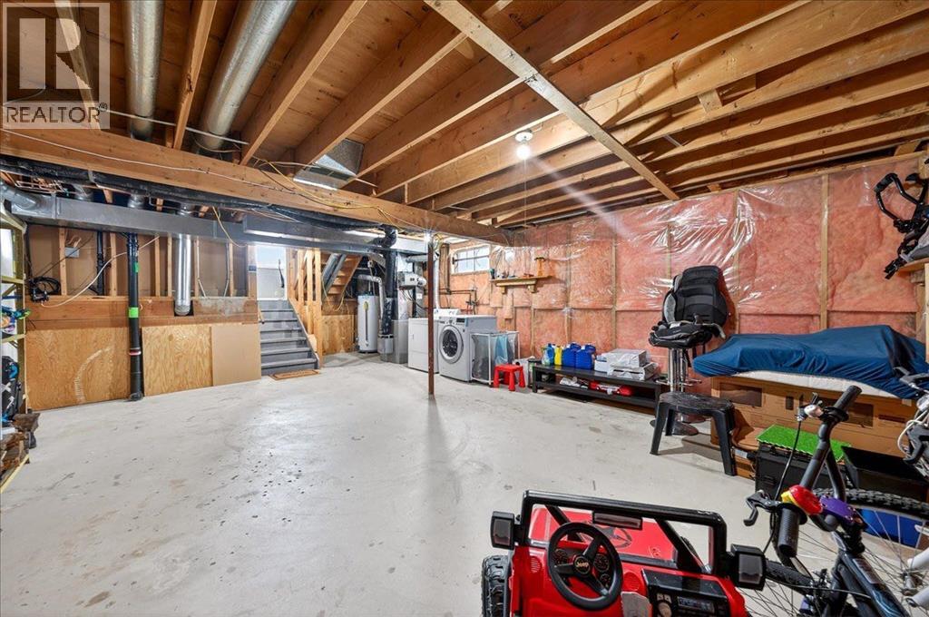 Single Family House 4 Level for Sale in  Tararidge Drive NE Taradale Calgary 