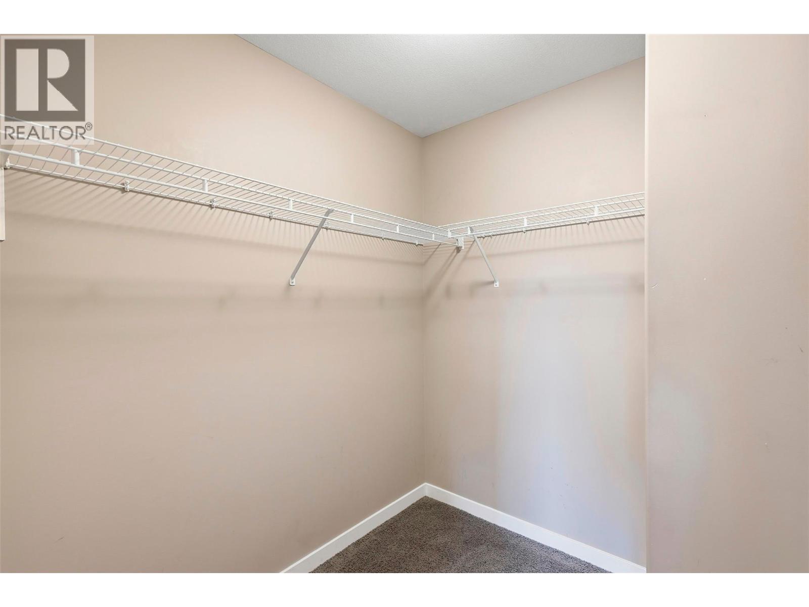 930 STAGECOACH Drive Unit# 25, Kamloops