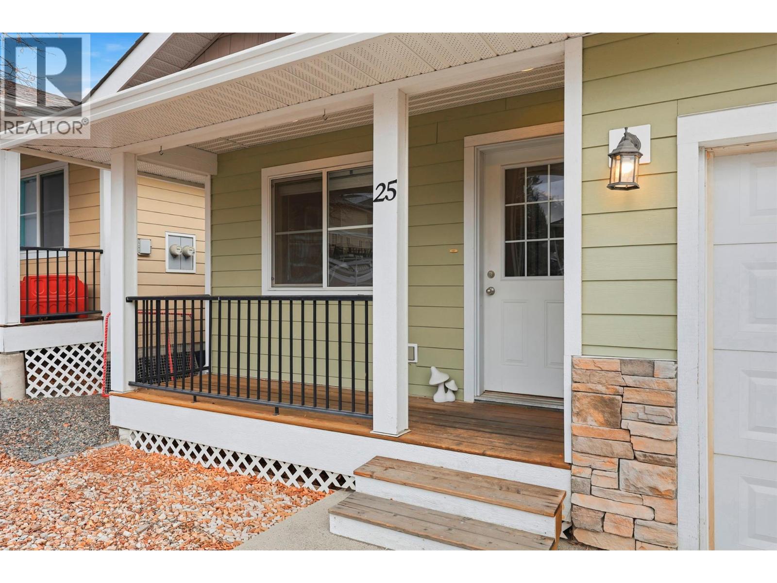 930 STAGECOACH Drive Unit# 25, Kamloops