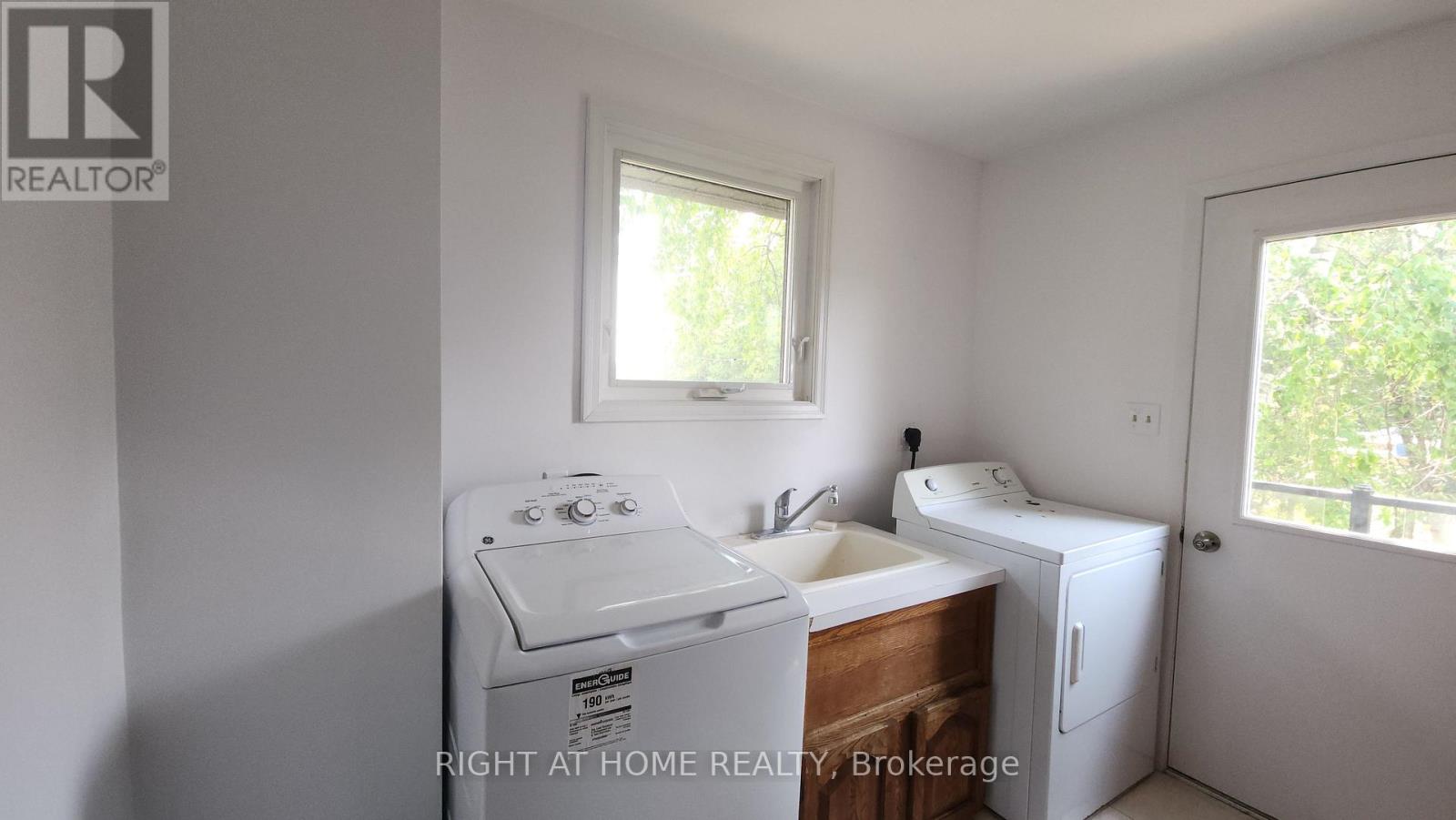2853 BELLWOOD DRIVE - 22