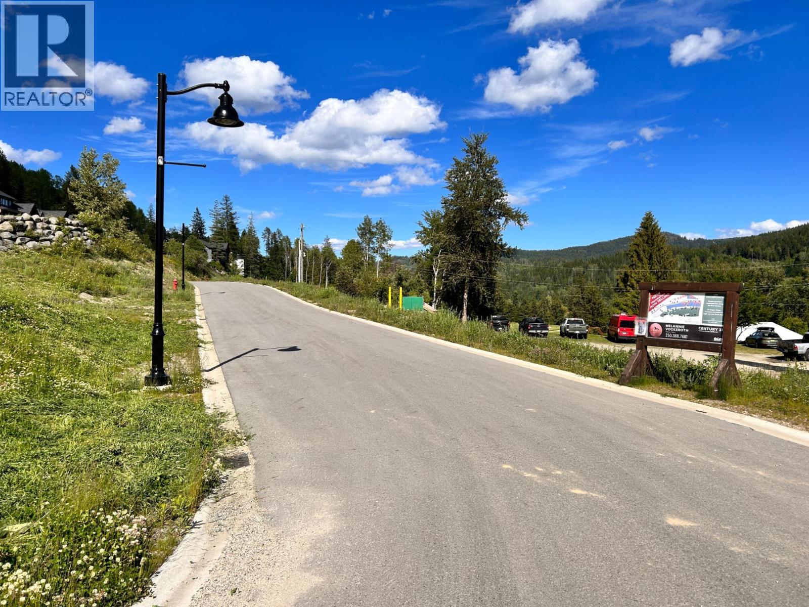 445 COPPER Road, Rossland