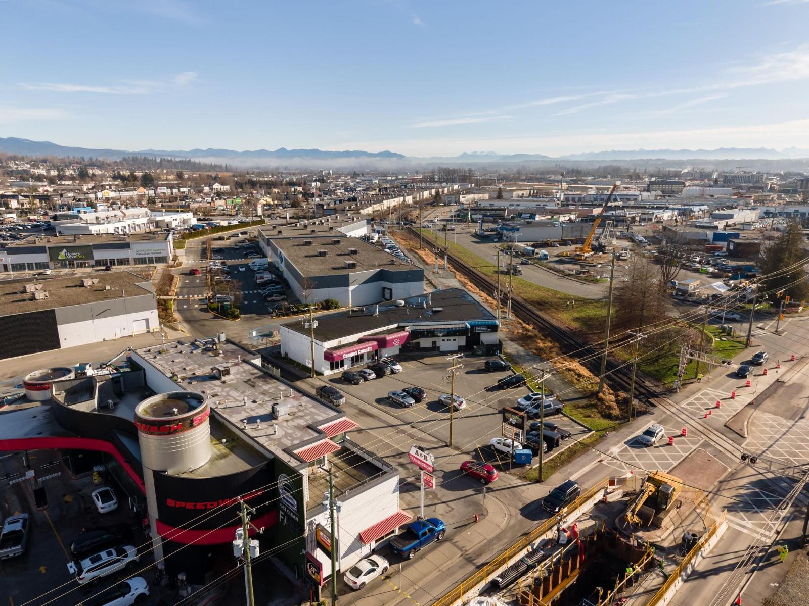 19889 FRASER HIGHWAY, Langley