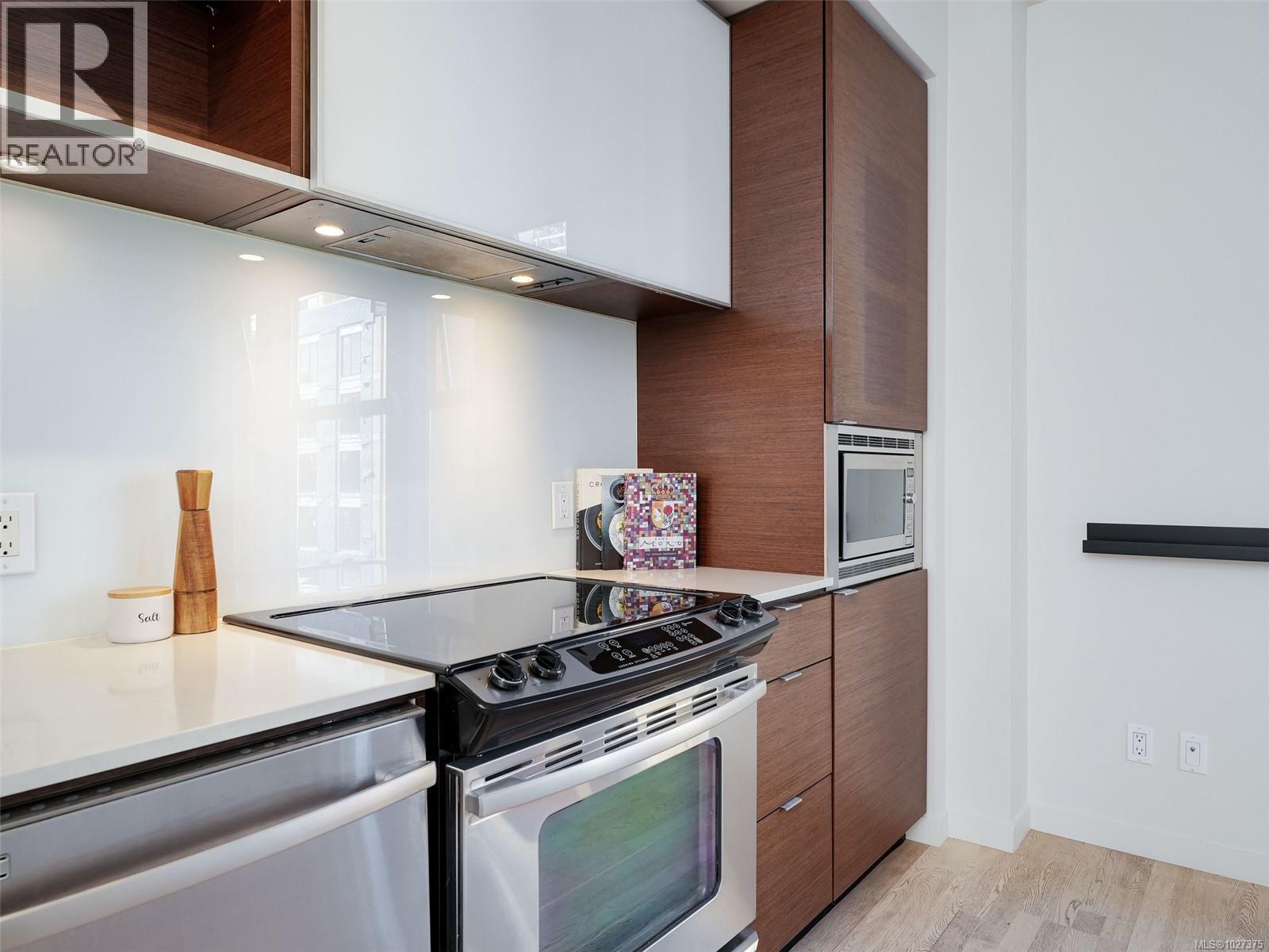 309 601 herald Street, Victoria