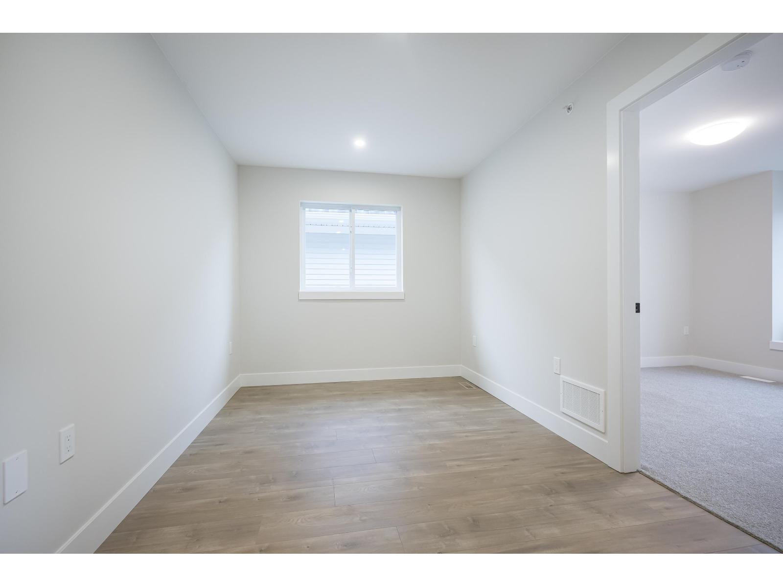 20516 76A AVENUE, Langley