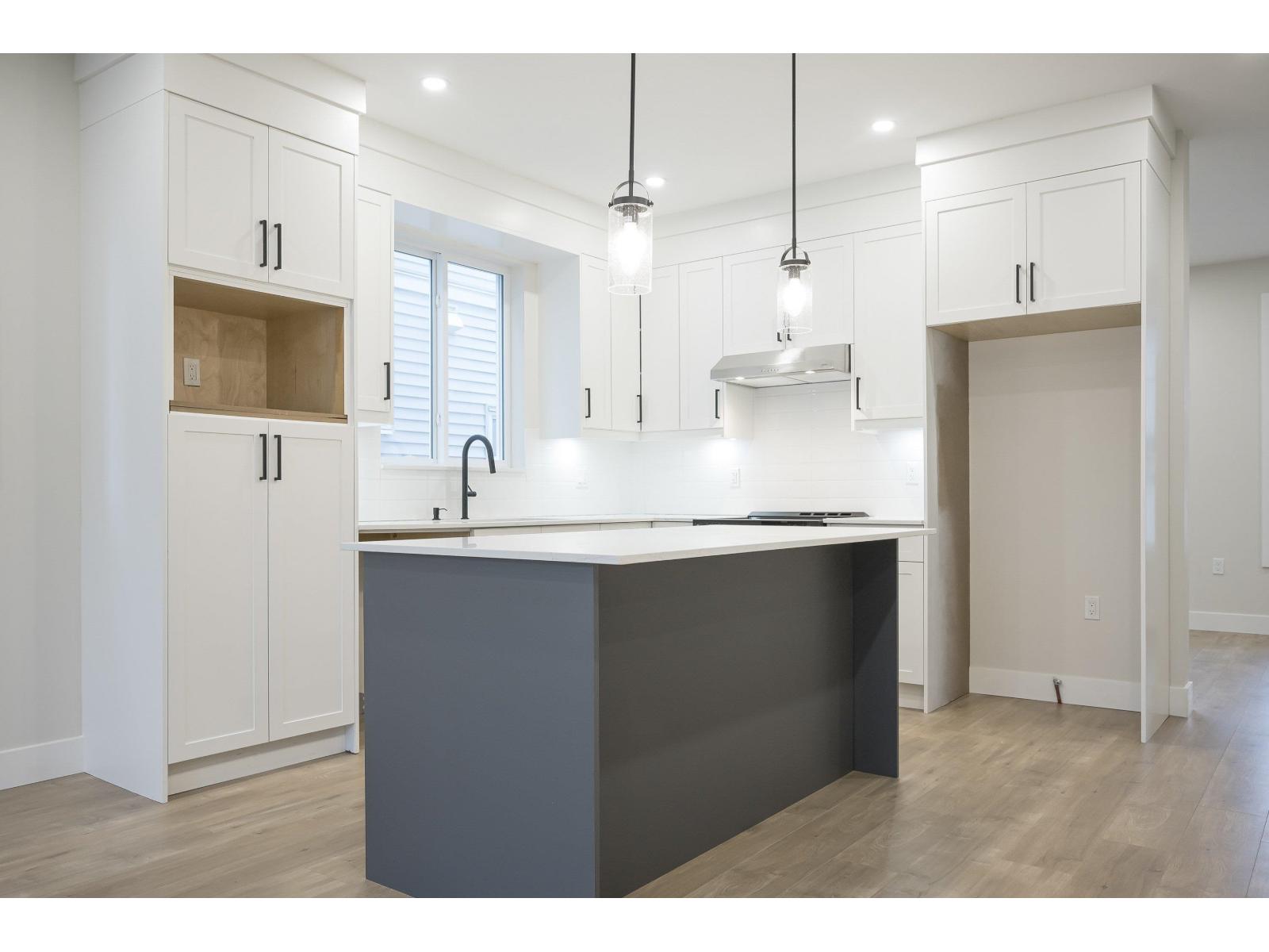 20516 76A AVENUE, Langley