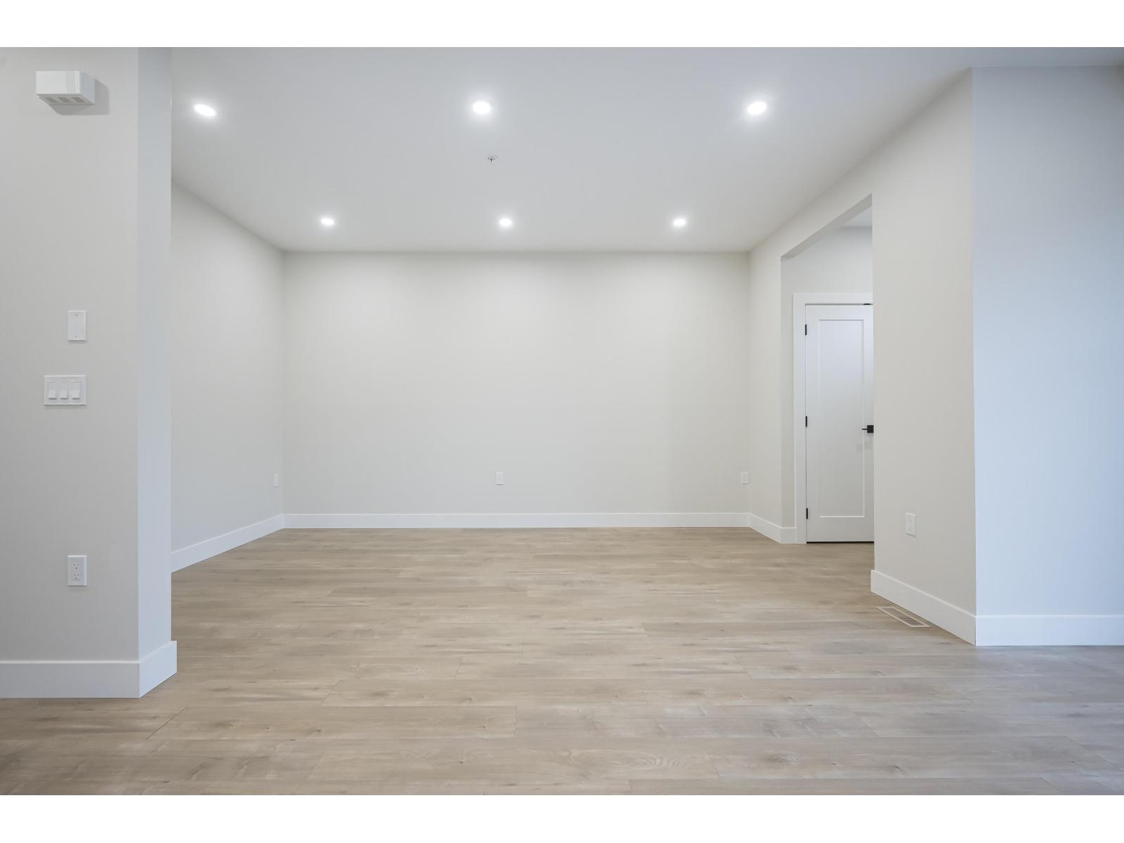 20516 76A AVENUE, Langley