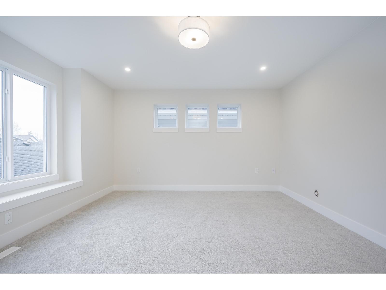 20516 76A AVENUE, Langley