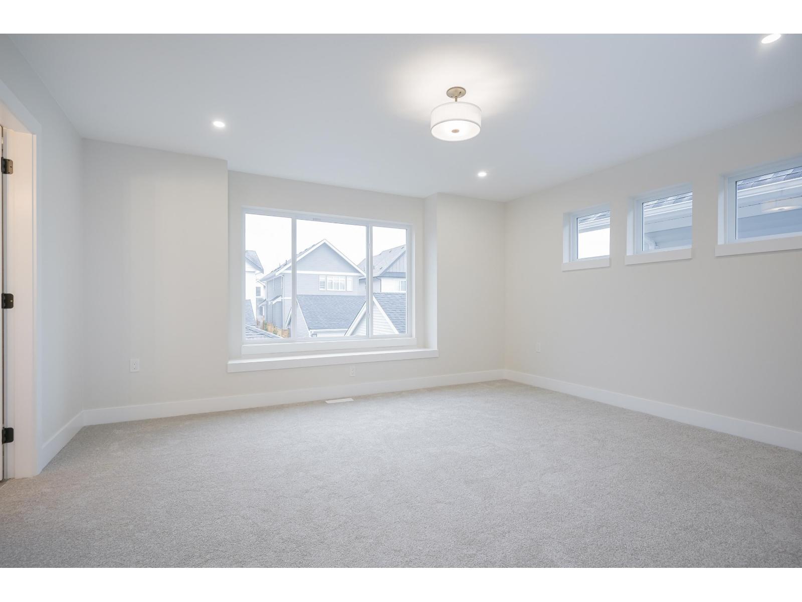 20516 76A AVENUE, Langley