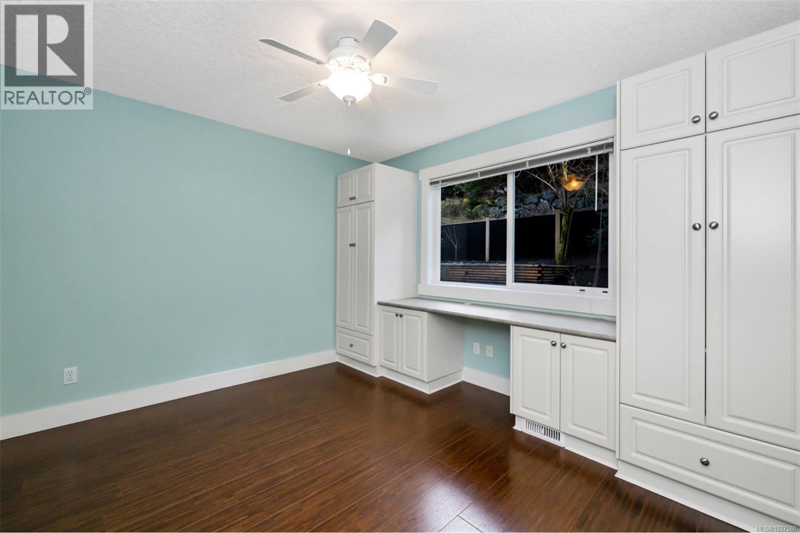 6054 Chippewa Rd, Duncan