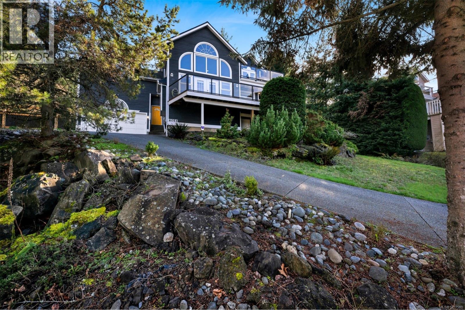 6054 Chippewa Rd, Duncan