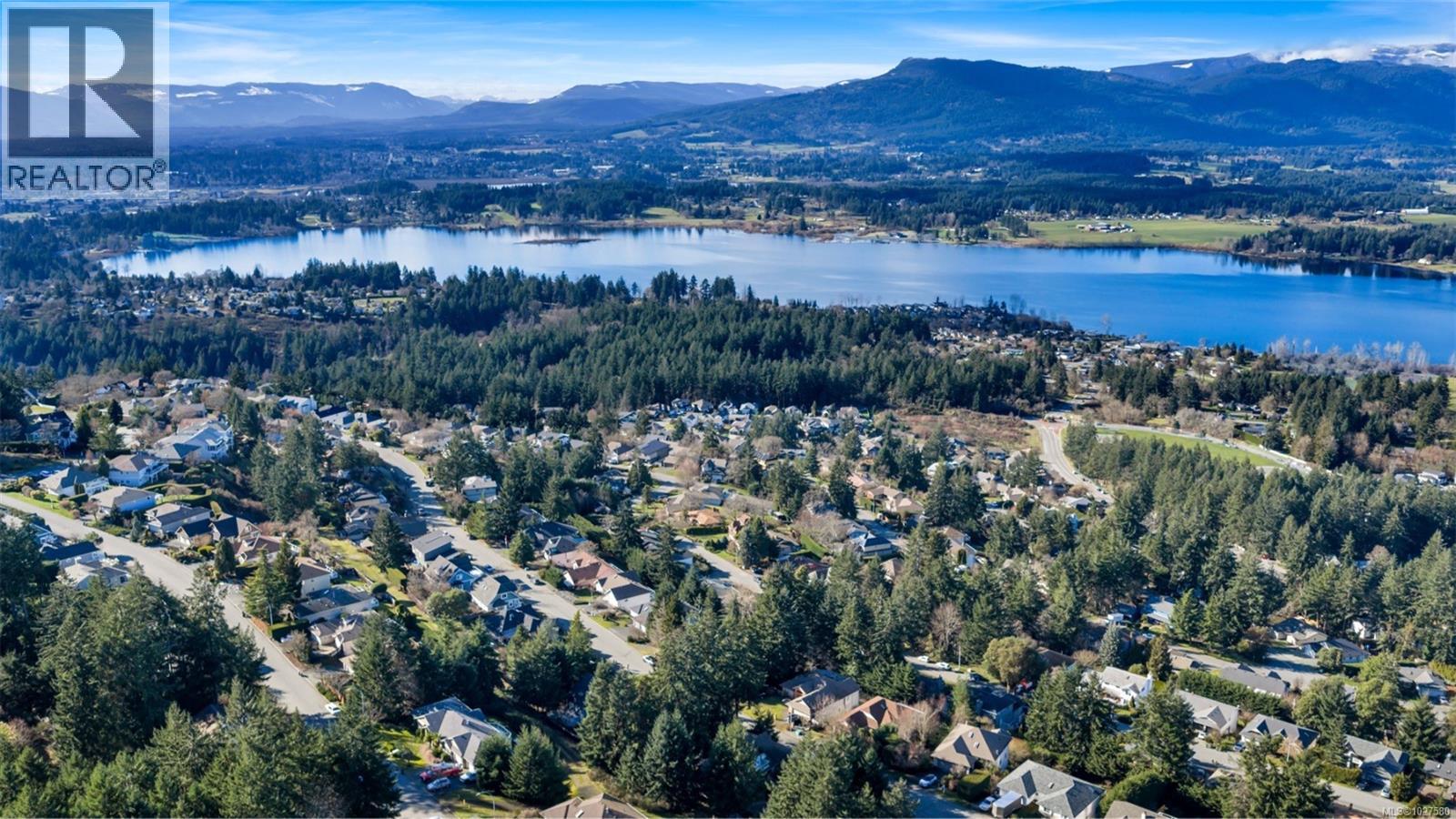 6054 Chippewa Rd, Duncan