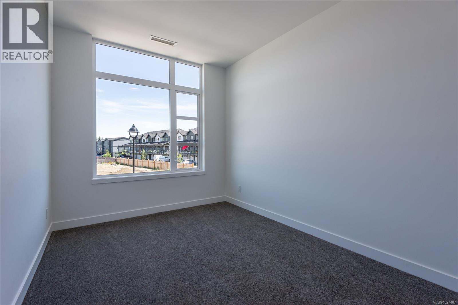 #3 3028 ALDER ST S - 20