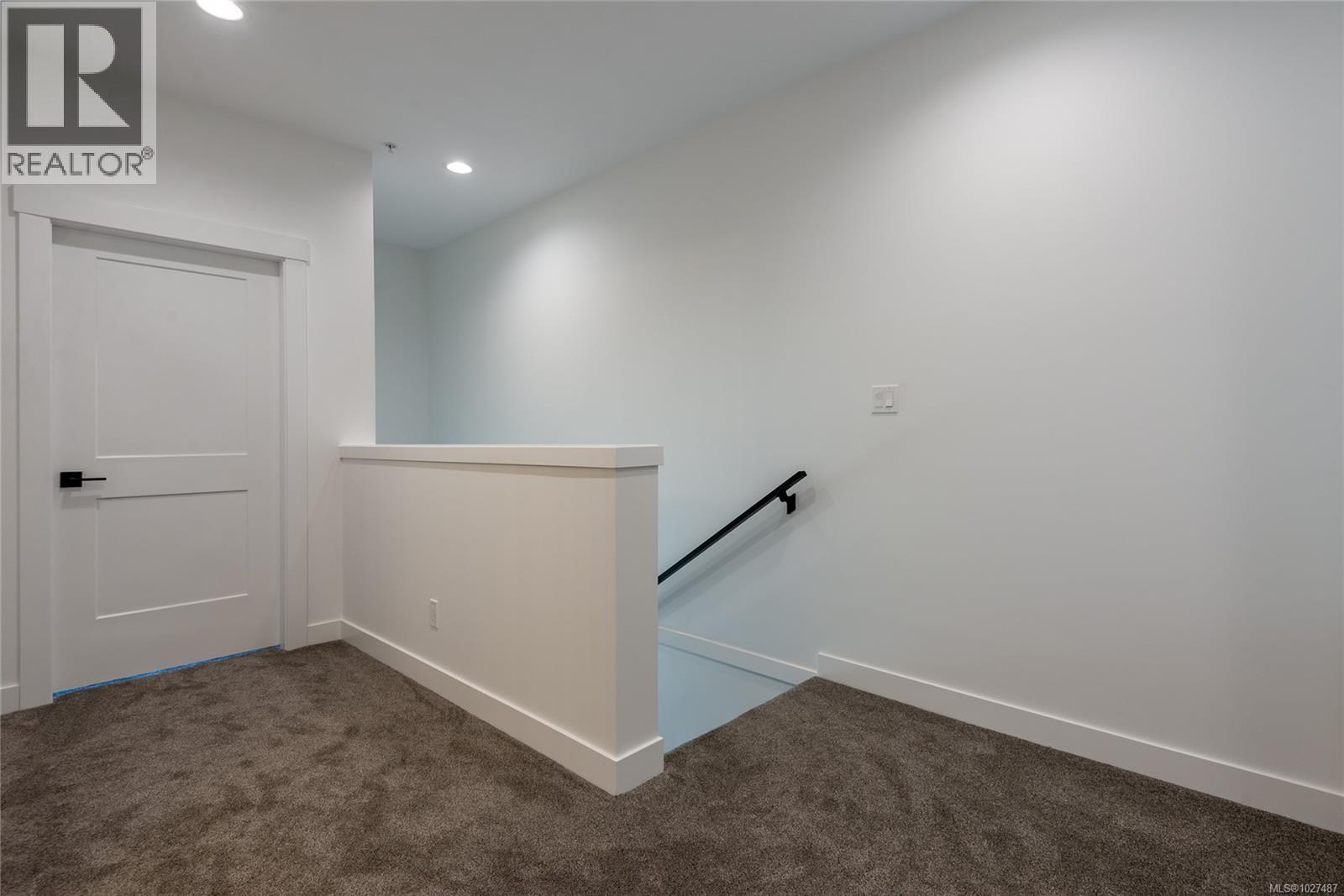 #3 3028 ALDER ST S - 22