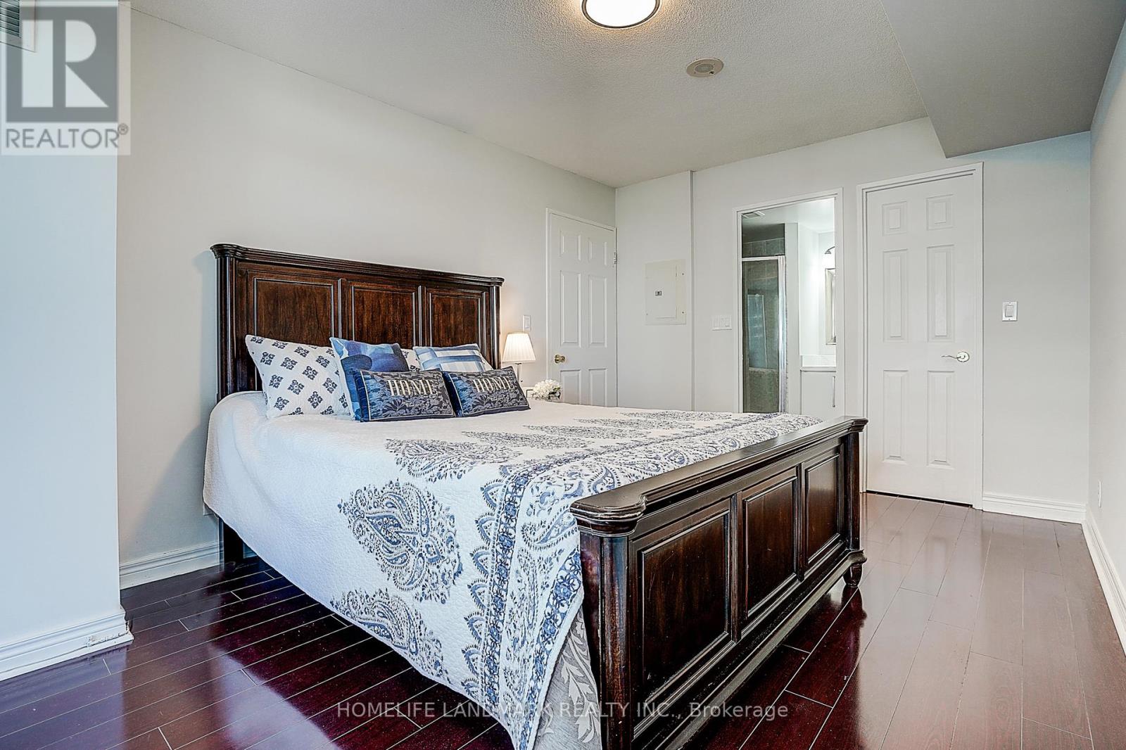 #1107 23 HOLLYWOOD AVENUE - 11