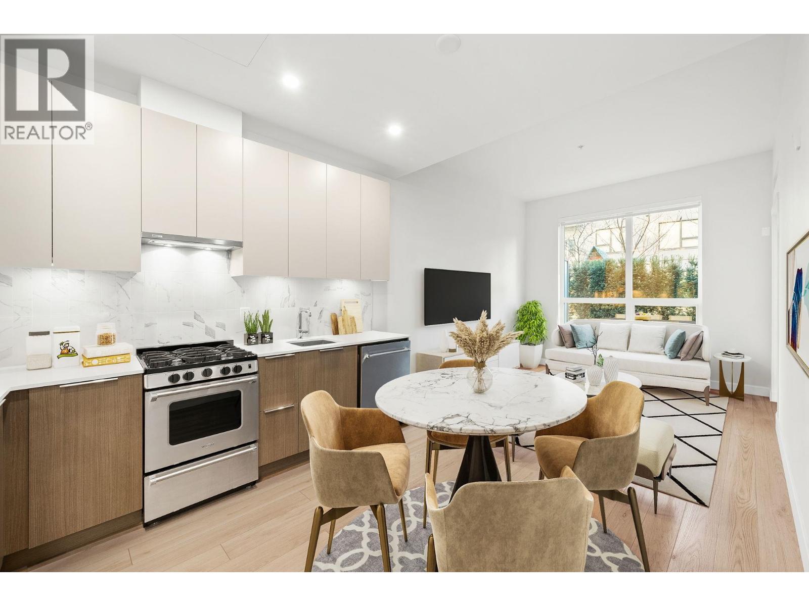 101 648 LEA Avenue - photo 2