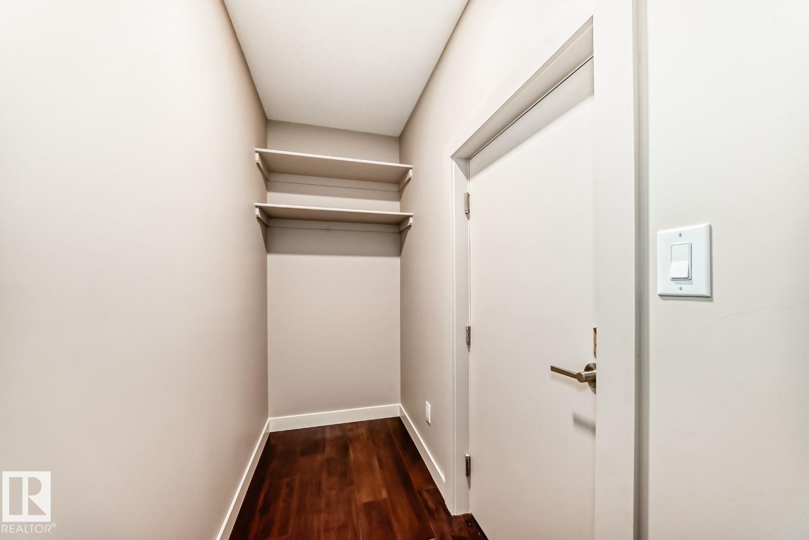 10 LEGACY TC, St. Albert