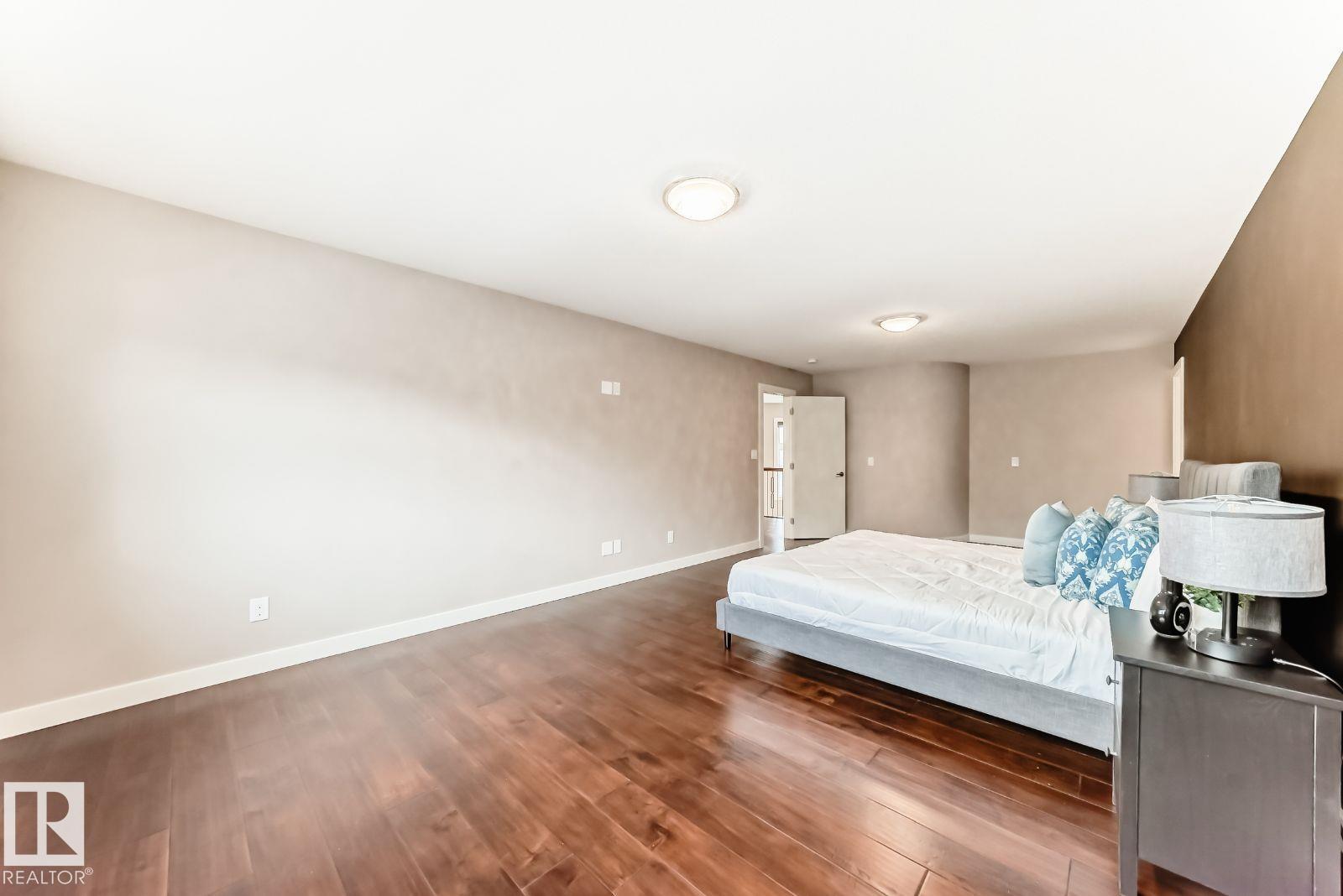 10 LEGACY TC, St. Albert