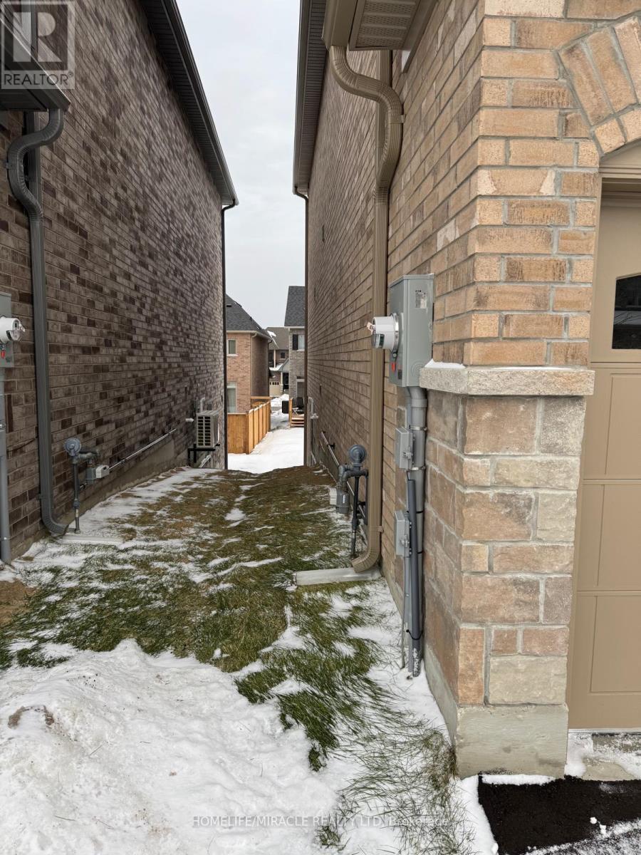 57 NORTH GARDEN BOULEVARD - 30