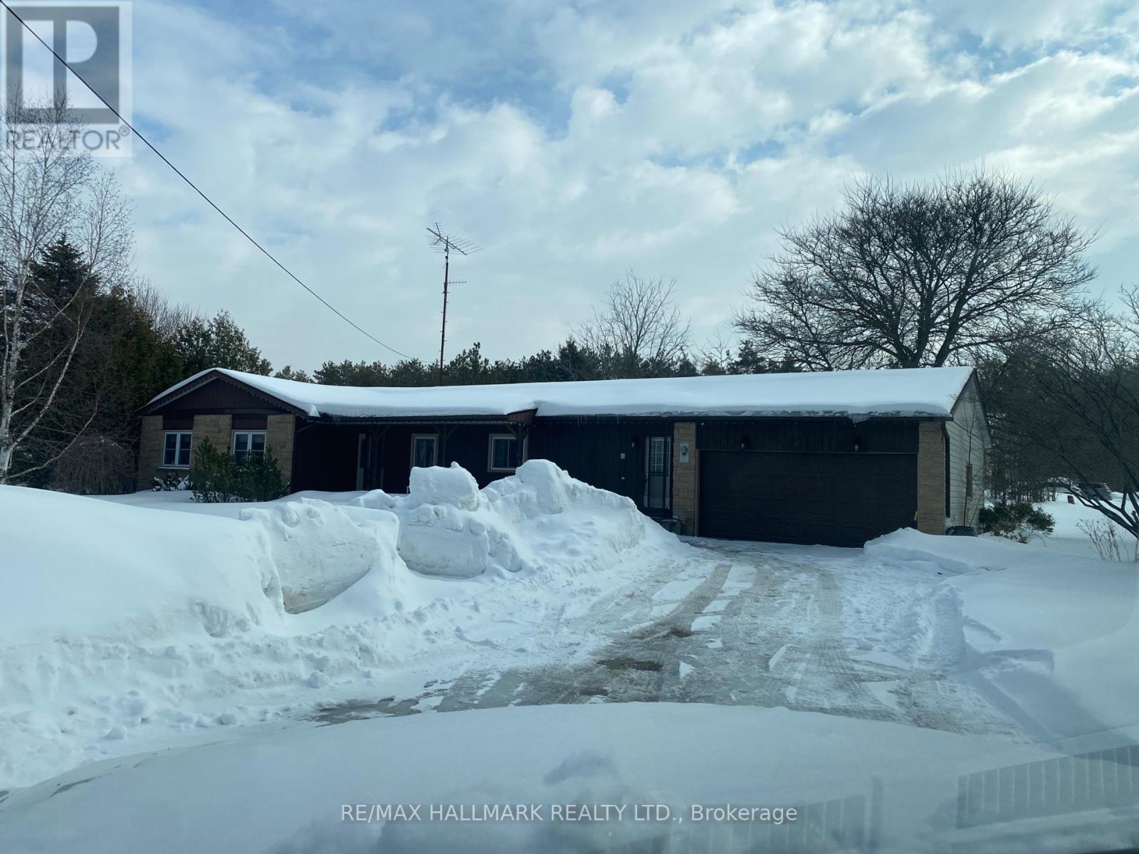 4749 AURORA ROAD E - 2