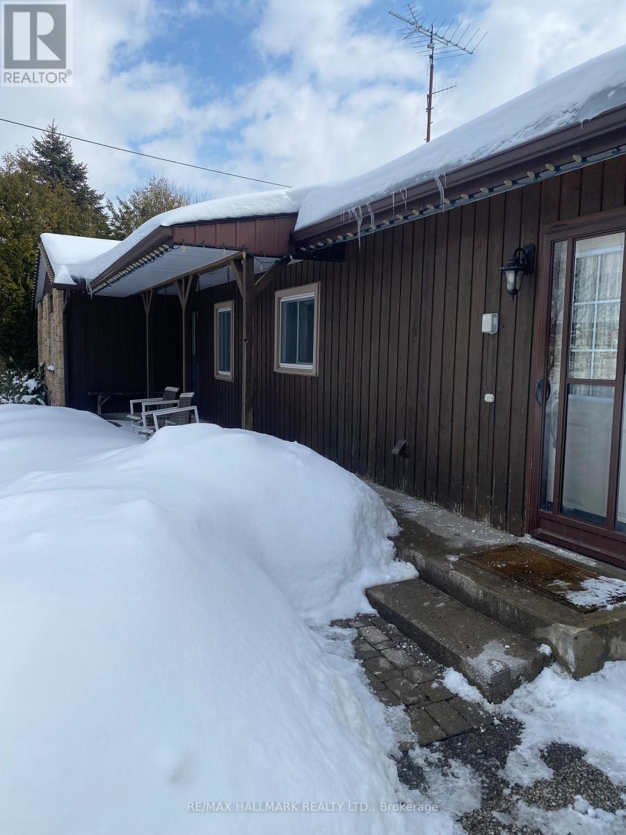 4749 AURORA ROAD E - 3