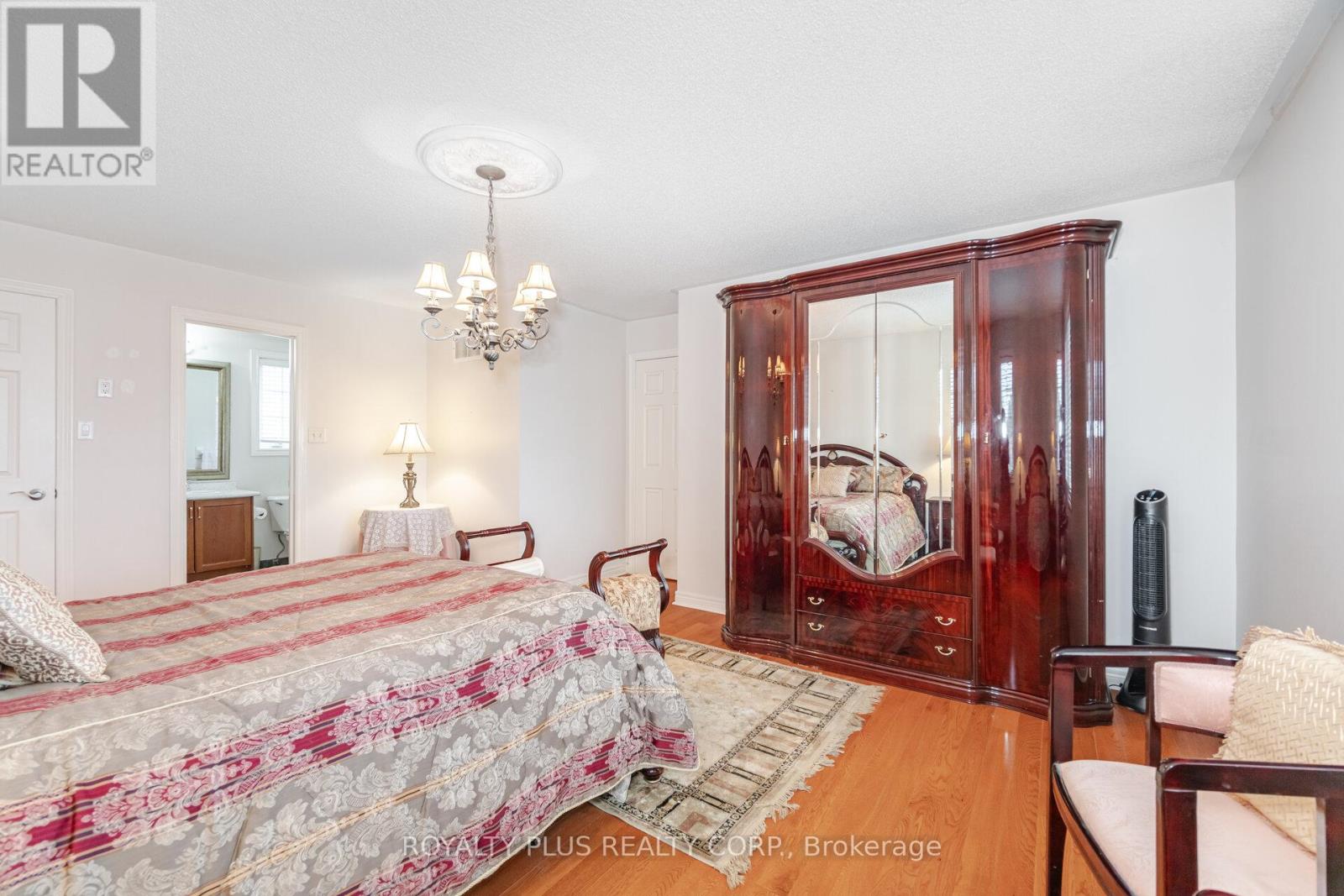 116 FRANK JOHNSTON ROAD - 35