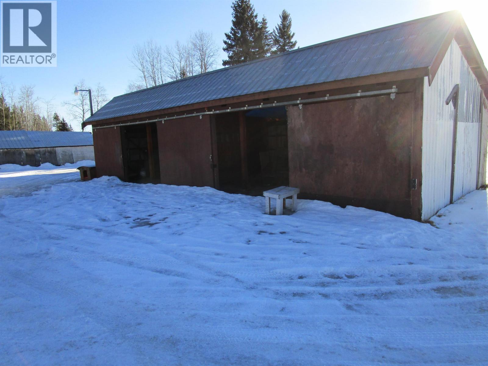 5982 HORSE LAKE ROAD - 14