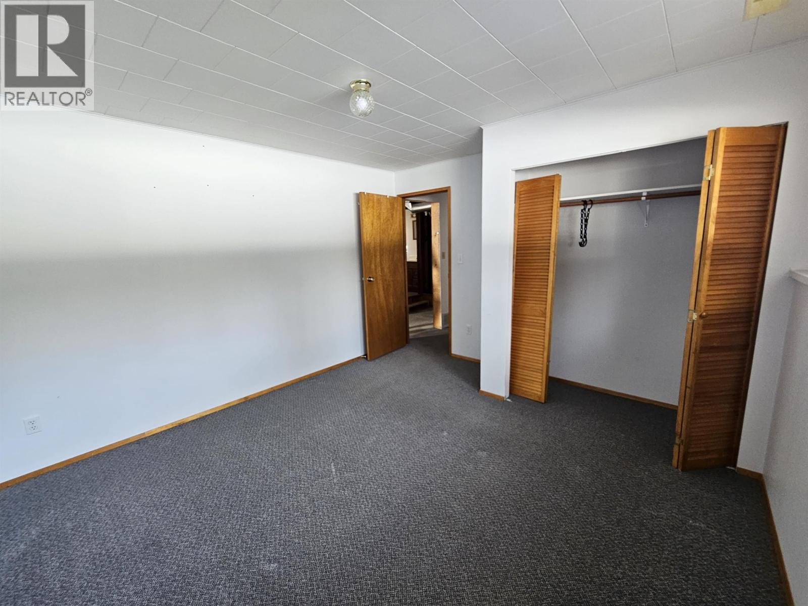 5982 HORSE LAKE ROAD - Image 3