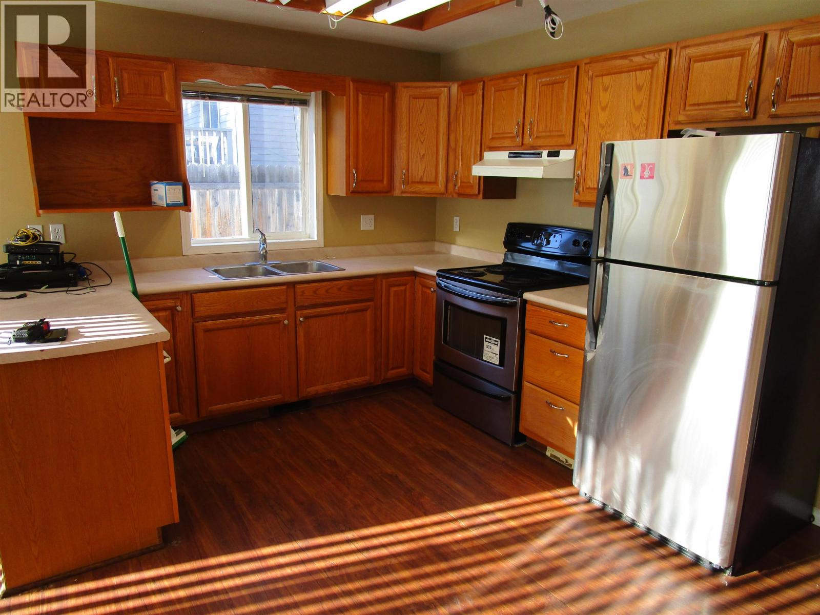 5982 HORSE LAKE ROAD - 16