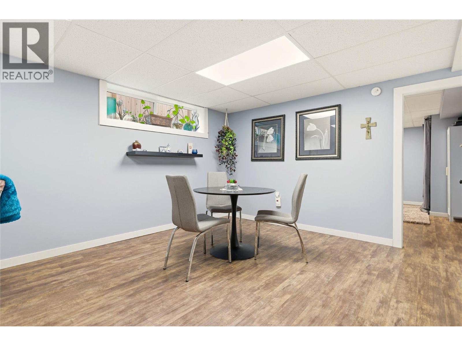 1497 Lombardy Square, Kelowna