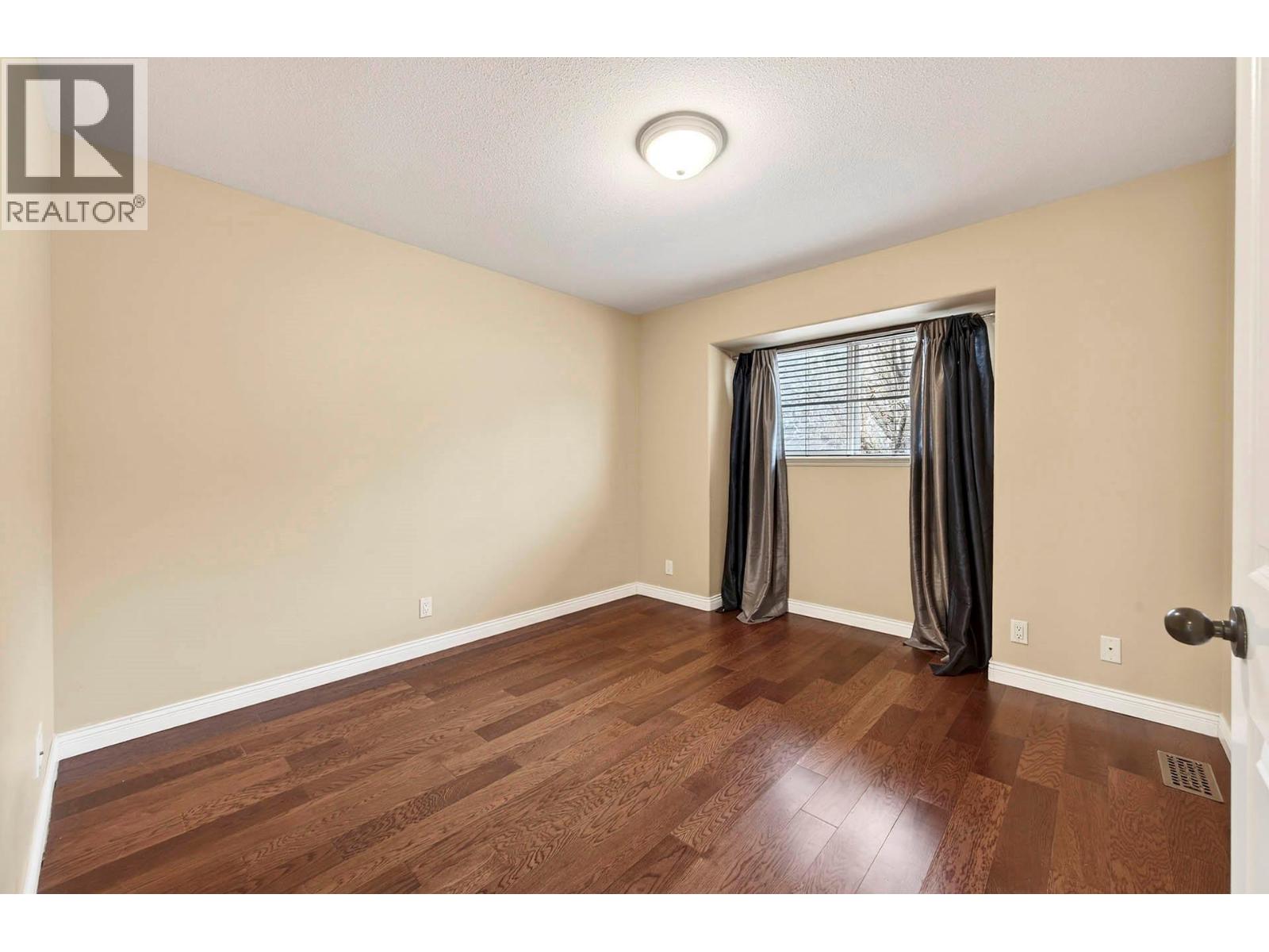 1206 RAVEN DRIVE - 21