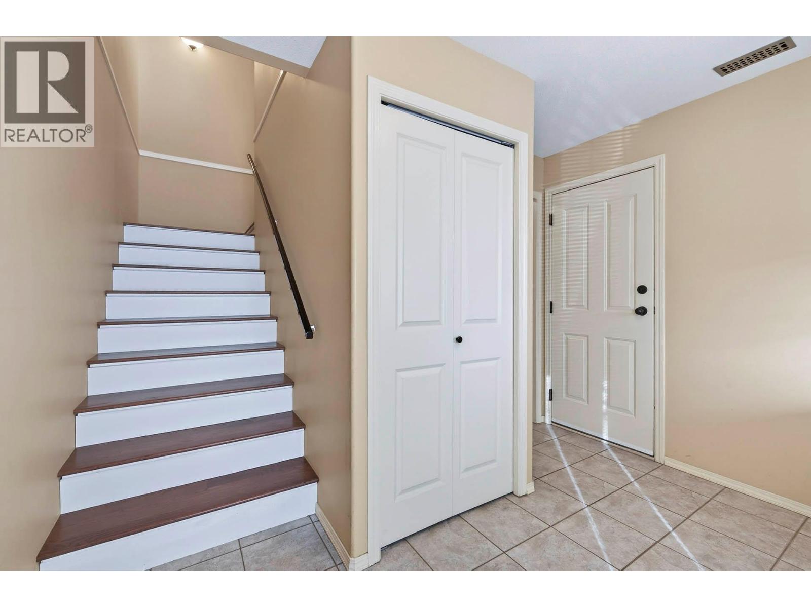 1206 RAVEN DRIVE - 9