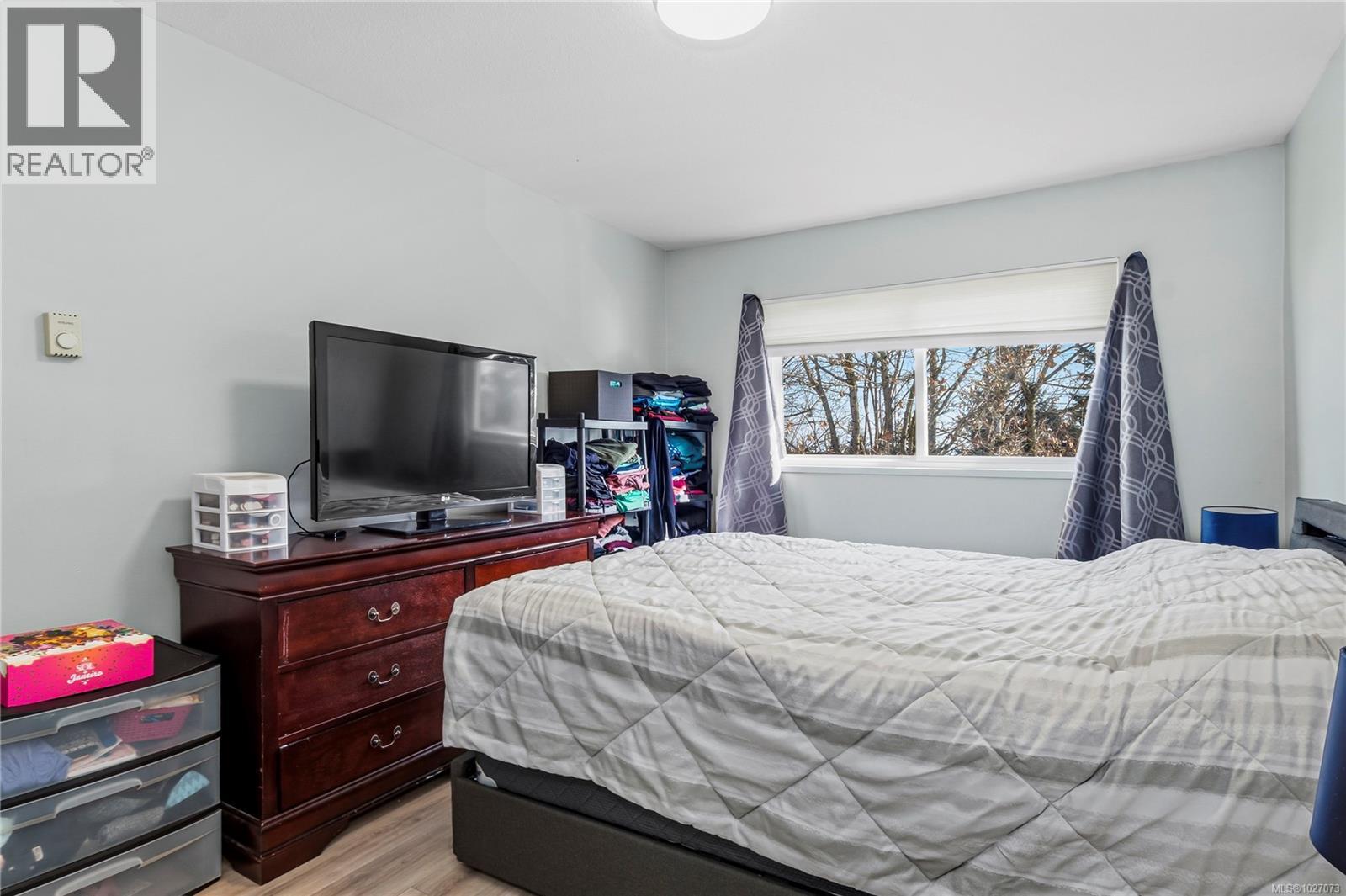 #13 400 ROBRON RD - 20