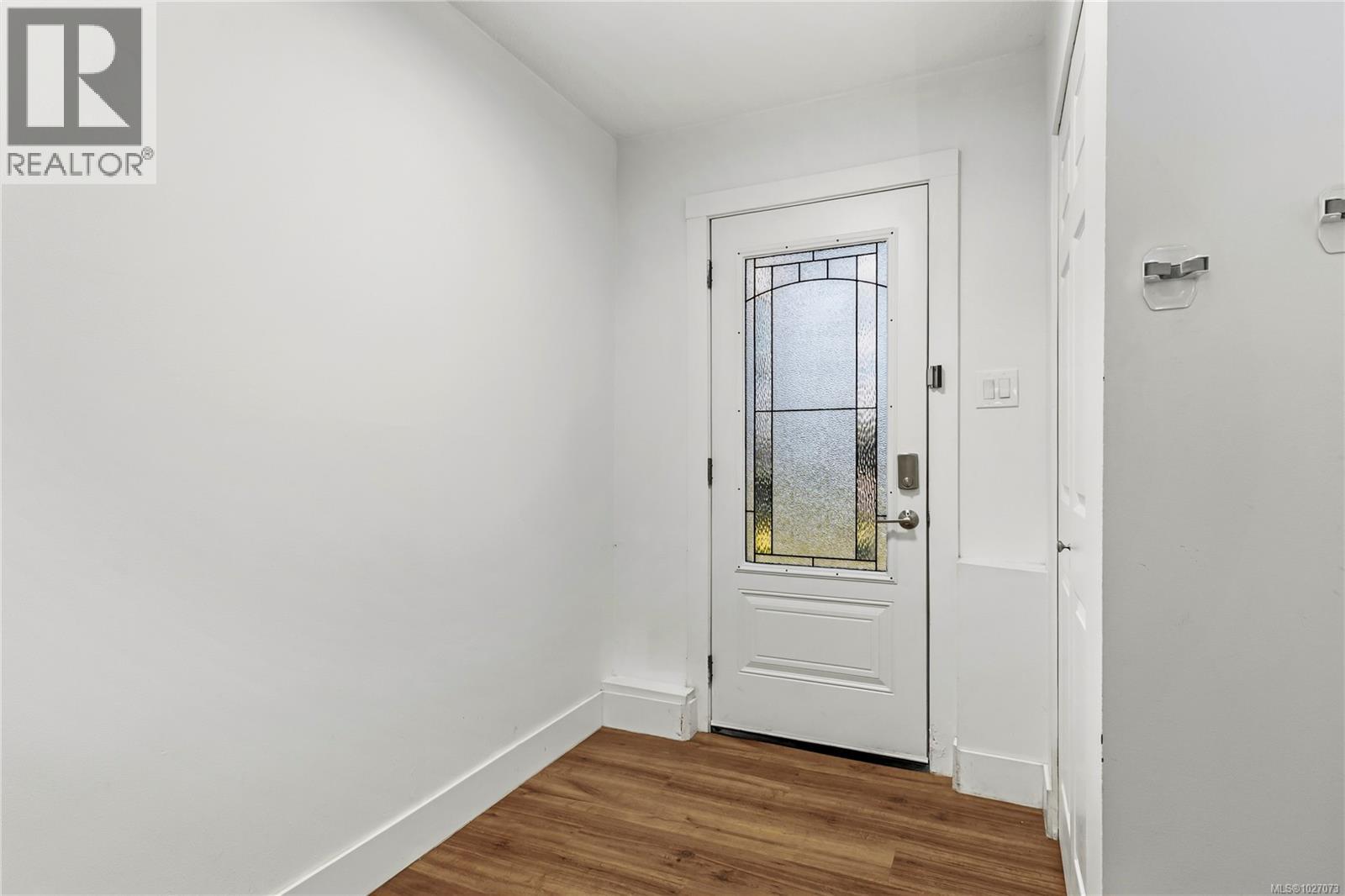 #13 400 ROBRON RD - 28