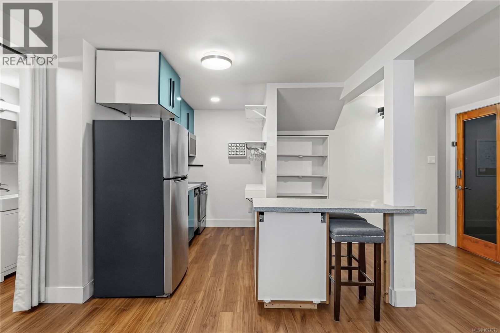 #13 400 ROBRON RD - 32