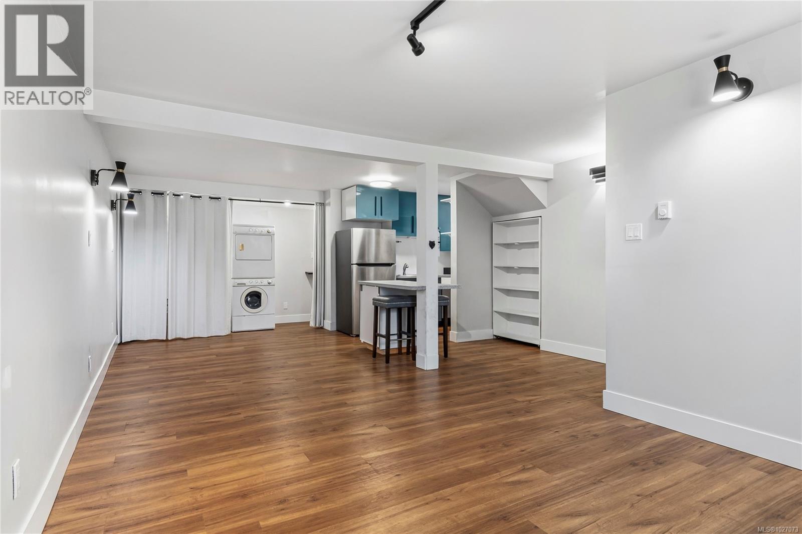 #13 400 ROBRON RD - 35