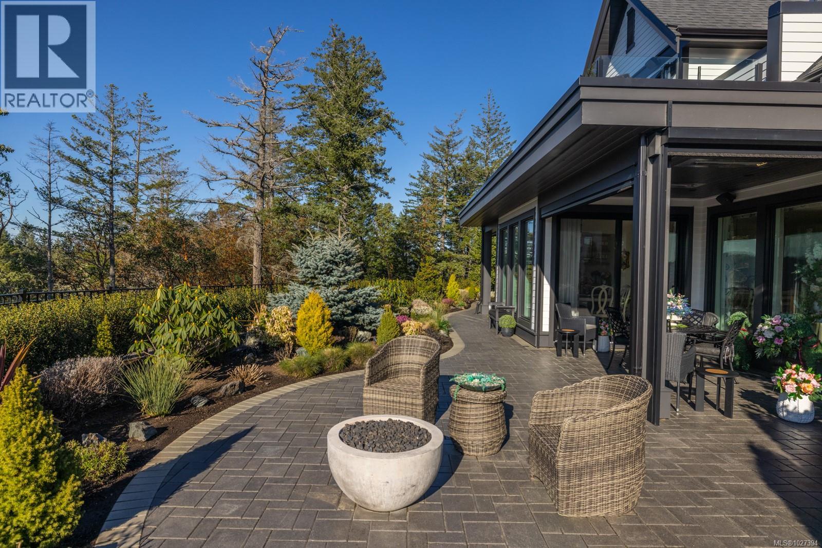  2061 Pinehurst Terrace, Langford