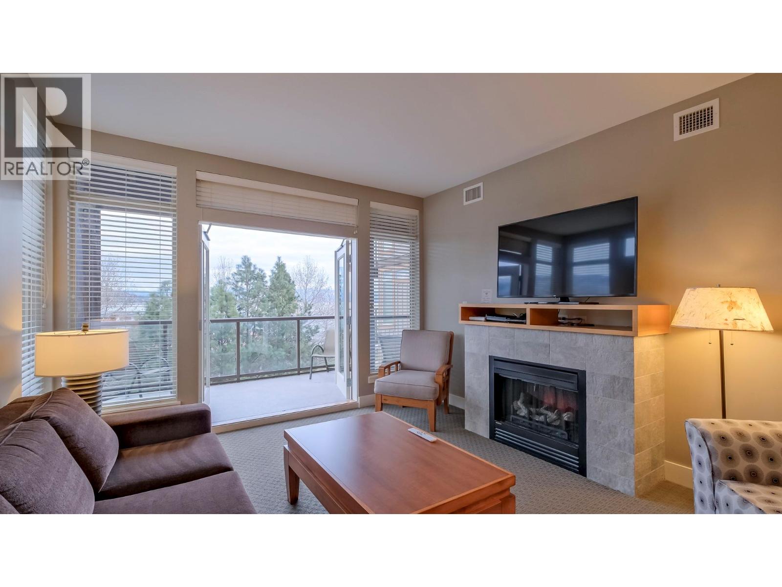 4205 Gellatly Road Unit# 304, West Kelowna