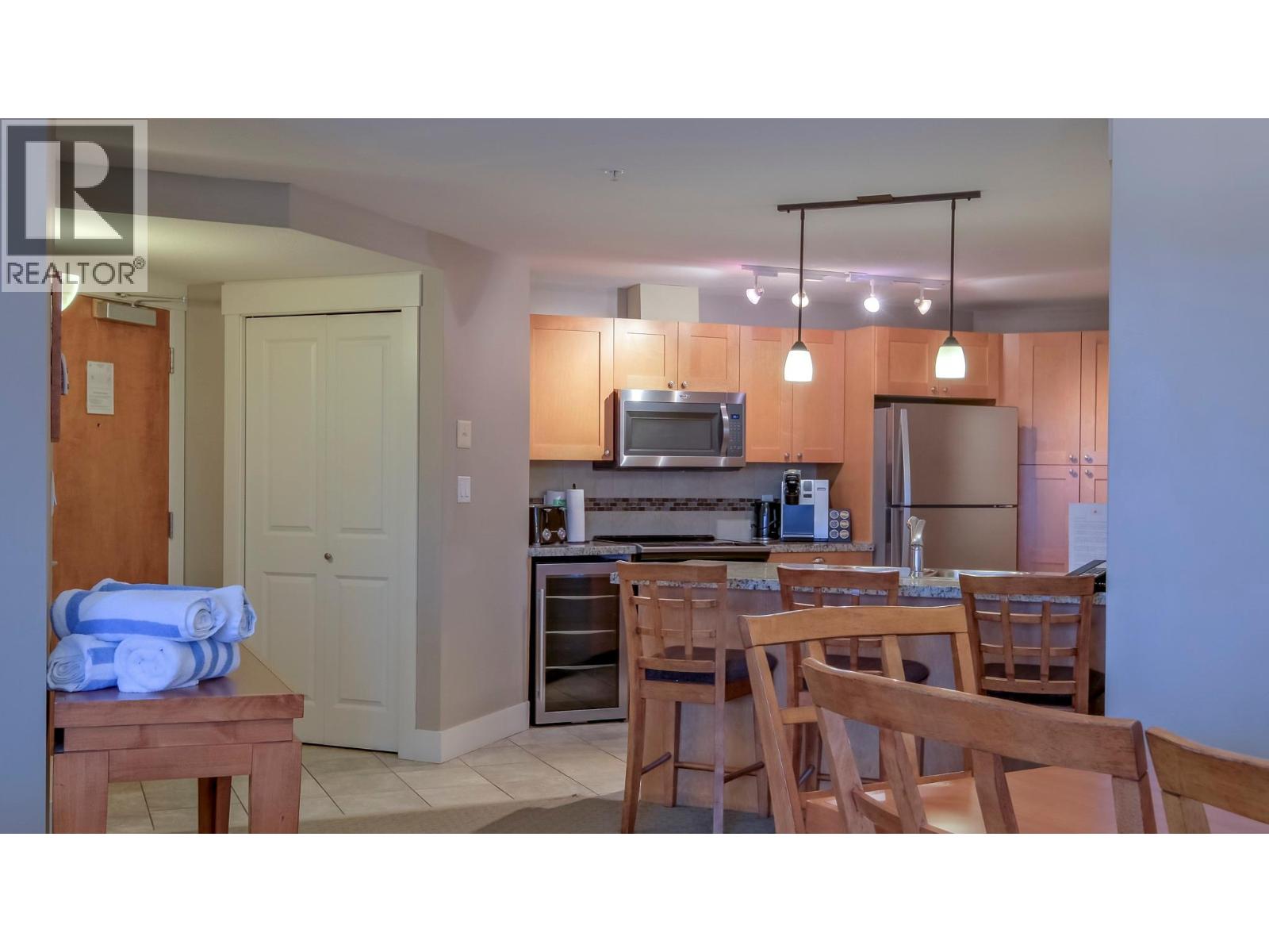 4205 Gellatly Road Unit# 304, West Kelowna