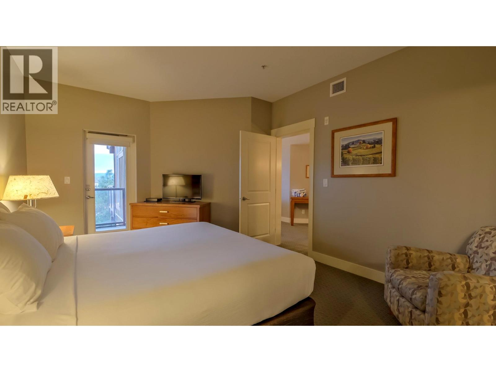 4205 Gellatly Road Unit# 304, West Kelowna