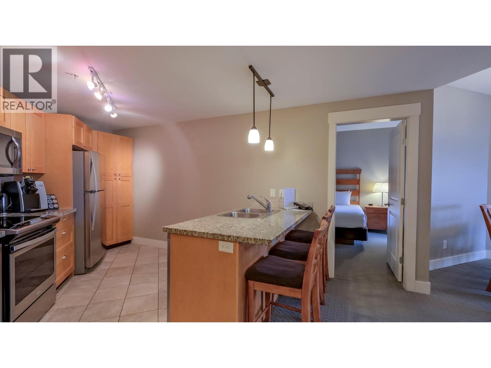 4205 Gellatly Road Unit# 304, West Kelowna