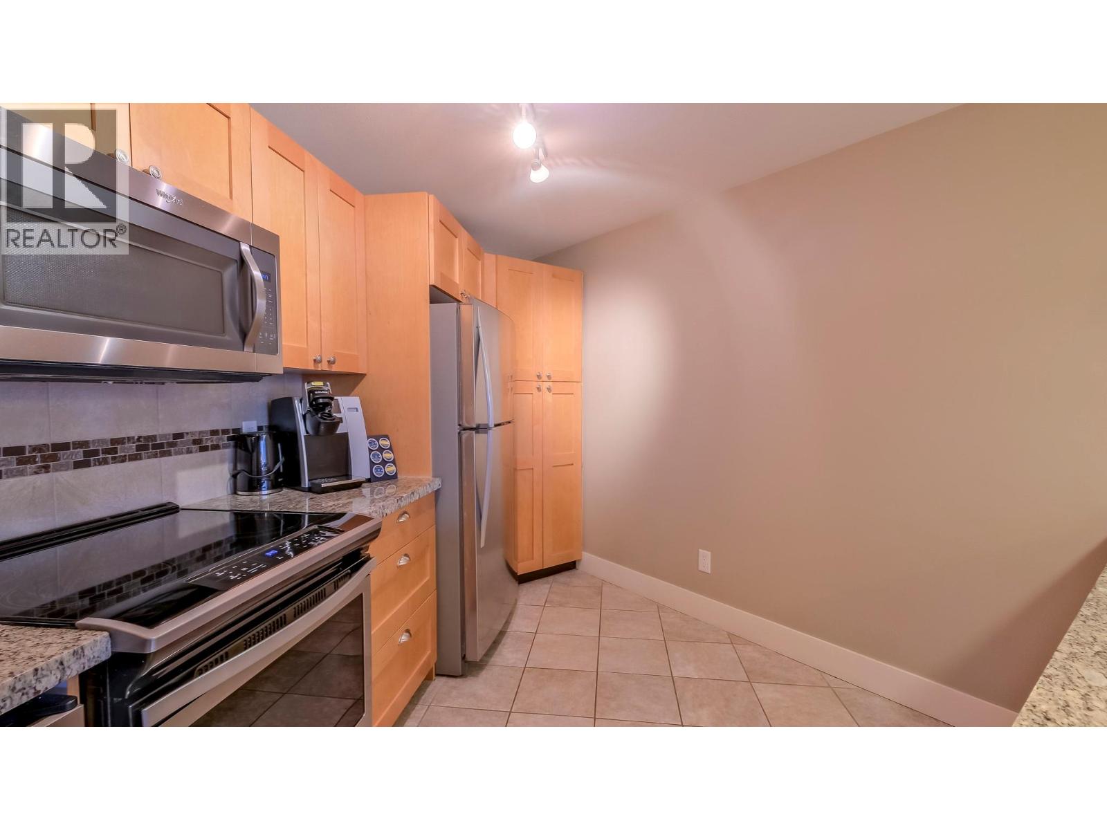 4205 Gellatly Road Unit# 304, West Kelowna