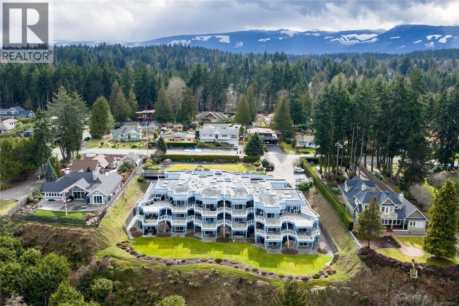 103 431 Crescent Rd W, Qualicum Beach