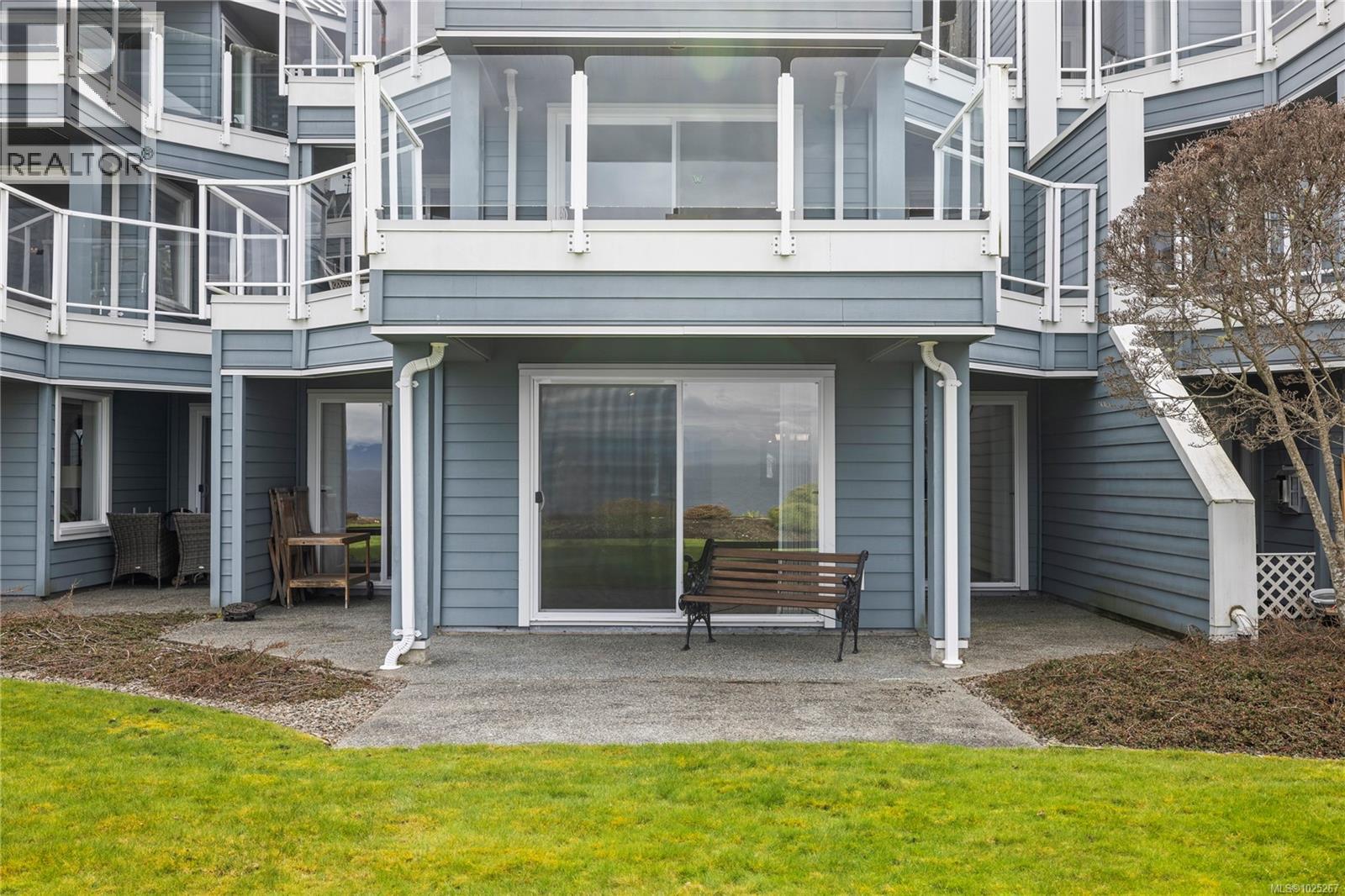 103 431 Crescent Rd W, Qualicum Beach