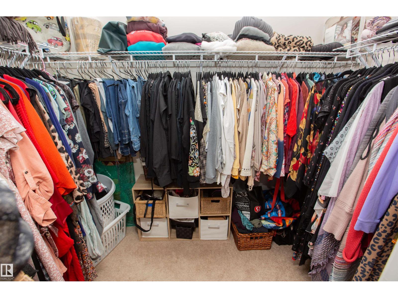 
          404 9820 165 Street NW
            <br/>
            <span>Edmonton</span>
            , 
            <span>AB</span>
             <span>T5P0N3</span>
         - Photo 33