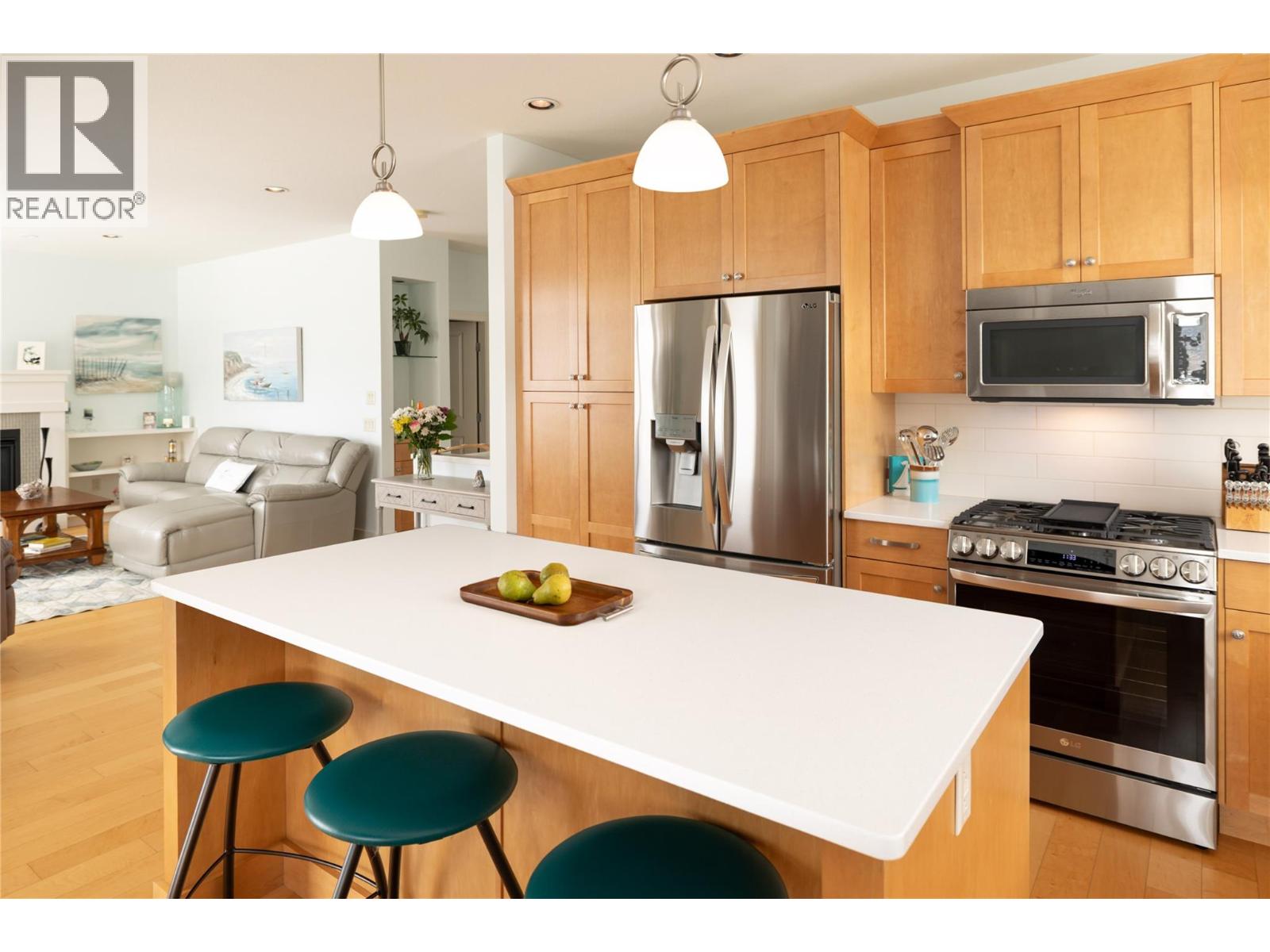  13008 GIBBONS Drive, Lake Country